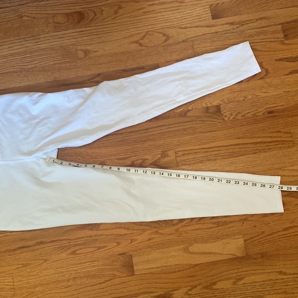 Alo Leggings Size Large - Picture 5 of 8